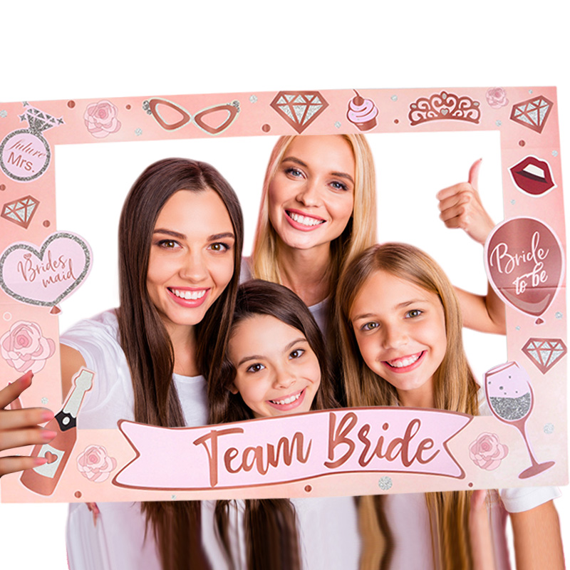 31Pcs Bachelorette Party Rose  – Photo Booth Frame recenzja i cena